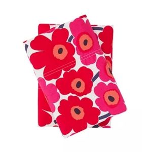 Marimekko standard pillowcase pair